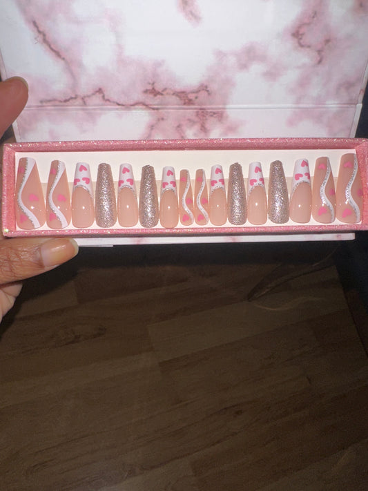 “Love Sick” - Press On Nail Set